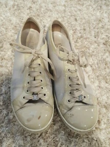 Ferragamo Tennis Shoes Sateen Size 7 Womens logo on front and side - Photo 1 sur 8