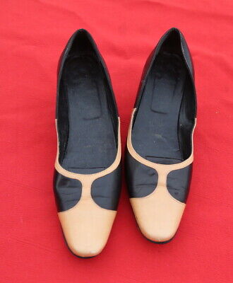 Chaussures Escarpins Femme Vintage Cuir Beige Et Noir Pointure 39 • 16€