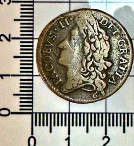 X405:  1689 (January) Irish Gun Money Shilling.  Ex Spink - Picture 1 of 3