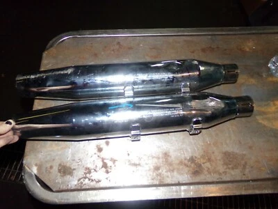 Harley Davidson 64900213 HARXL 883/1200 Lot of 2 Mufflers *FREE SHIPPING* - Image 1 of 4
