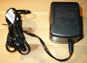 Conair 14V AC 1220mA Power Adapter / Power Supply - 14VAC - 1.22 Amperes - Picture 1 of 4