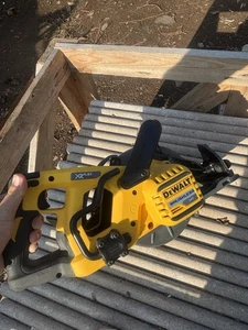 DeWalt DCS577 , 54v XR Flexvolt Circular Saw High Torque 190mm Brushless - Bare - Picture 1 of 4