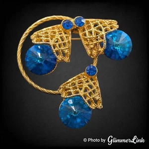 Vintage 60s Blue Rivoli Rhinestone Filigree Wreath Gold Tone Brooch - Picture 1 of 5