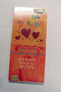 Audio CD: Young at Heart with the Cincinnati Pops Orchestra, Erich Kunzel - Picture 1 of 2