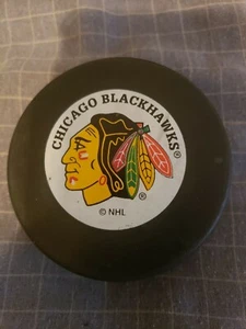 CHICAGO BLACKHAWKS NHL OLD STYLE TRENCH MFG. OFFICIAL HOCKEY PUCK MADE IN SLOV - Picture 1 of 2