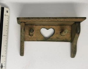 Doll House Wood Shelf With Heart - Picture 1 of 3