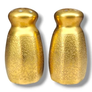 Vintage Pickard 32k Gold Encrusted Salt and Pepper Shaker Set 2" - Picture 1 of 9