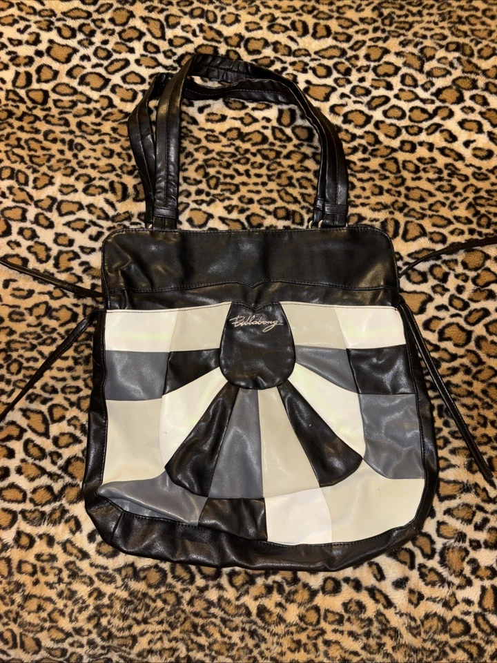 Bolso de Mano Billabong Vintage Cuero Blanco y Negro Patchwork Foto 1 de 4