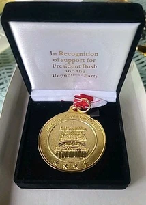 Goldmedaille Republikaner 2002 im Etui SCHÖN - Bild 1 von 6