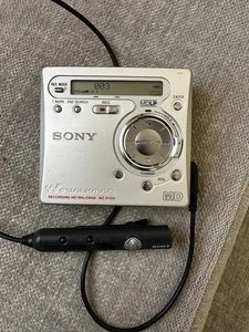 Sony MZ-R700 Walkman MiniDisc mit RM MZ4R - Bild 1 von 6