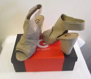 NUEVO EN CAJA G by GUESS Neylan Mujer Tacón Bloque Plataforma Zapatos Sandalias 10 Natural $65 - Imagen 1 de 4