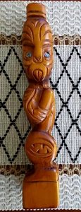 Vintage New Zealand Hand Carved Wooden Tiki Statue Figurine Papa Shell Eyes 25cm - Picture 1 of 5
