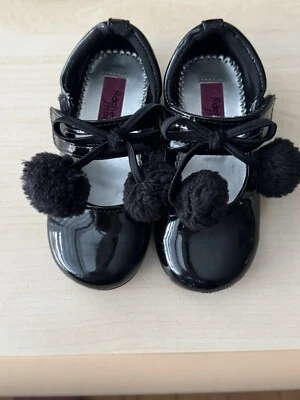 Zapatos de vestir para niñas, talla 8 para niñas pequeñas Talla 8 Zapato con correa de silla de montar Foto 1 de 4