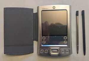 PALM TUNGSTÈNE E avec CLAVIER - Photo 1 sur 5