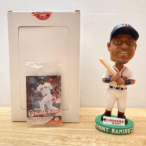MANNY RAMIREZ Boston Red Sox 2001 Donruss Bobblehead + Card *LE /2000* Cover