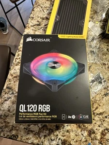 NOWY Corsair iCUE QL120 D-RGB PWM Wentylator z węzłem oświetleniowym RDZEŃ, 120mm, Czarny 3-pak - Zdjęcie 1 z 2