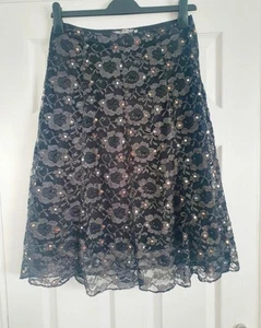 Elegant Black Lace Skirt – Size 12L – Silk Blend with Sequin Detailing. - Picture 1 of 5