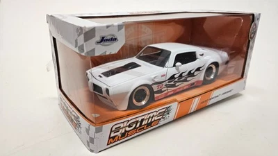 JADA TOYS 1:24 Big Time Muscle 1972 Pontiac Firebird (White) (B) - image 1 of 4