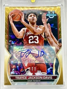 2023 Topps Bowman U Gold Rifrattore Auto #42 Trayce Jackson- Davis RC/50 SP - Foto 1 di 2