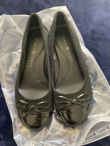 Karen Scott Black Flats Women's Size 8M - Picture 1 of 5