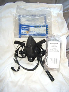 North Honeywell 770030M 7700 Series Half Mask Respirator + 2 Filters Cartriges - Picture 1 of 4