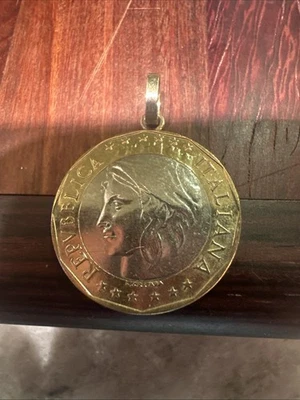 硬币吊坠 意大利 1000 L 非常闪亮 状况完好 1997 — 第 1/4 张图片