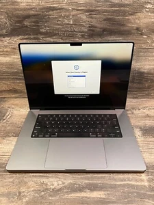MacBook Pro 16 cali 2021 M1 Pro 10 CPU 16 GPU | 32GB RAM 512GB SSD szary | chip - Zdjęcie 1 z 17