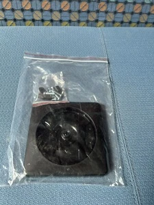 New Humanscale Monitor Arm VESA Plate 100 X 100mm - For M2.1, M8.1, M10 - Black - Picture 1 of 3