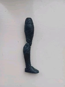 Marvel Legends - Okoye BAF (Right Leg Piece) RARE - Bild 1 von 1