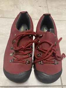 KEEN XT 0705 Women's Red MAROON Suede Leather Casual Walking Shoes Lace Up. Sz 6 - Picture 1 of 12