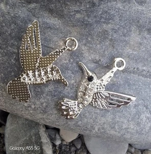Konvolut 2 Charms Anhänger Vogel Kolibri versilbert ca. 2,4 x 1,9 cm (A112) - Bild 1 von 1
