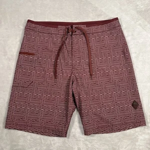PrAna Boardshorts Herren 36 Taille Burgund Pfeile schnelltrocknend leicht UPF 50+ - Bild 1 von 10