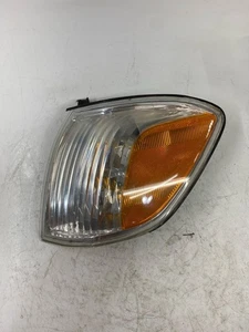 01 02 03 04 05 06 07 TOYOTA SEQUOIA Fog/mark/park/turn Light/lamp Left - Picture 1 of 8