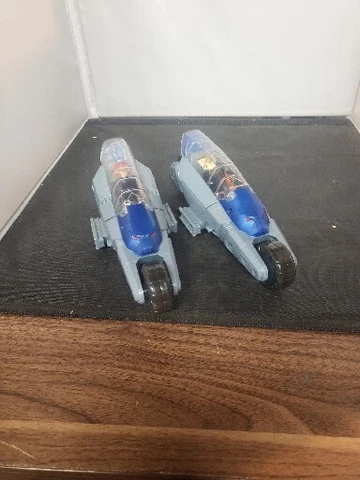 2 Bandai Thundercats 2011 Netflix Thunder Racers  3.75" Cover