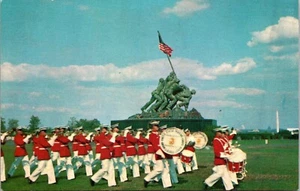 U.S. Marine Corps War Memorial Arlington Virginia Postcard - Picture 1 of 2