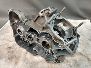KTM L+R Case halves 2015 ? 150 Sx 125 200 52330004100 52430003100R - Picture 1 of 14