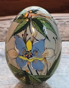 C. M. Clark Porcelain Egg Hand Painted Flowers Signed Vintage 1982 - Picture 1 of 9