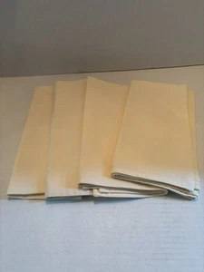 Lot of 4 Cream Color Cloth Napkins 100% Cotton Unbranded 20in X 19in - Picture 1 of 3