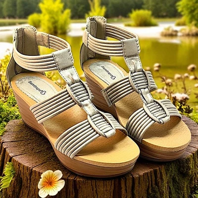 BareTraps Women's Strappy Wedge Sandals Size 10M Gray Metallic - Image 1 of 4