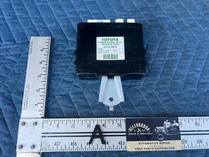 2004-2010 Toyota Sienna Multiplex Network Door Control Module OEM #3560EM - Picture 1 of 8