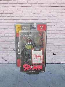 McFarlane Toys Gold Label Call of Duty Tactical Spawn Signed - Picture 1 of 2
