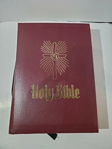 New American Holy Bible Red Leather Hardcover Heirloom Family Bible 1991 - Picture 1 of 4