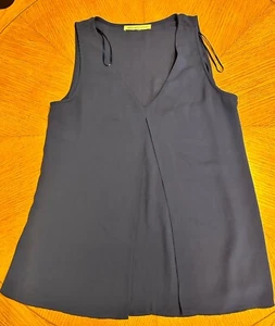 Daniel Rainn Women's Blue Pleated V Neck Top Size Small Blouse -no tag Small - Picture 1 of 6
