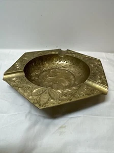 Vintage Heavyweight Metal (Brass?) Ashtray Embossed Floral Design - Picture 1 of 6