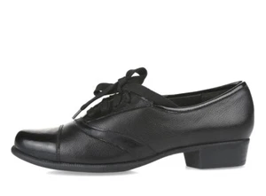 Womens Munro Black Leather Cap Toe Oxfords Sz. 6 N - Picture 1 of 4