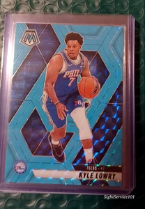 Mosaico Panini 2024-25 - Kyle Lowry #104 azul fluorescente /75 + (reempaquetado de 15 tarjetas) - - Imagen 1 de 3