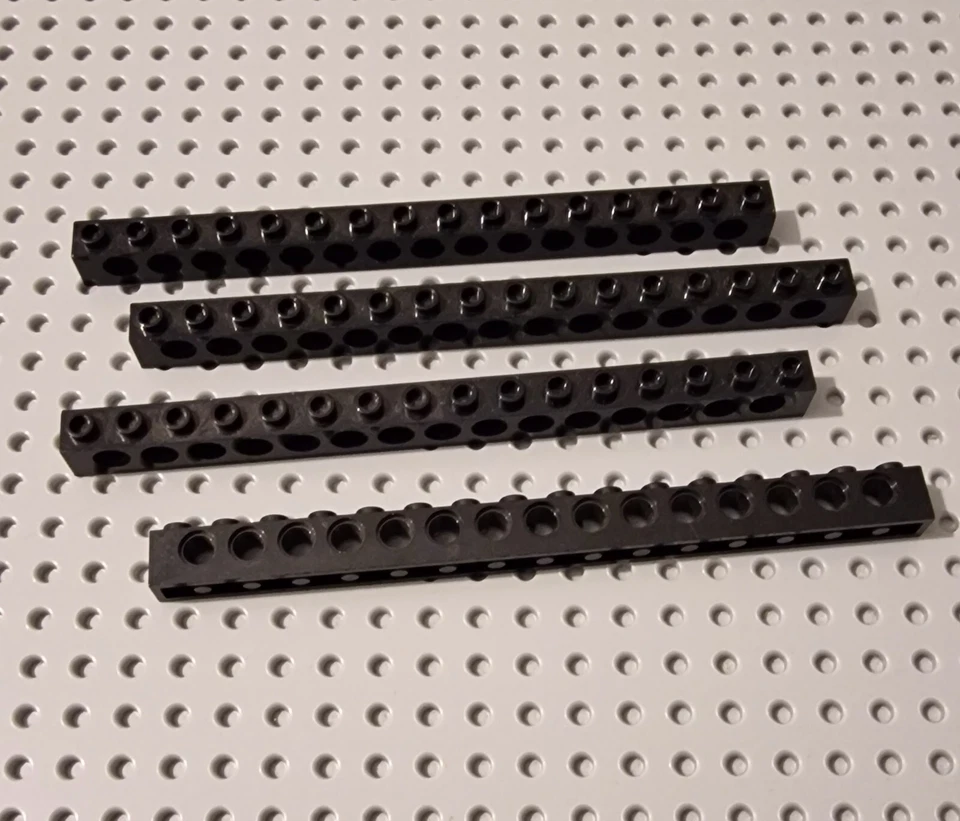 LEGO Technic Lochbalken Lochstein 1x16 Schwarz 4x Black Technic Brick 3703 A051 - Bild 1 von 1
