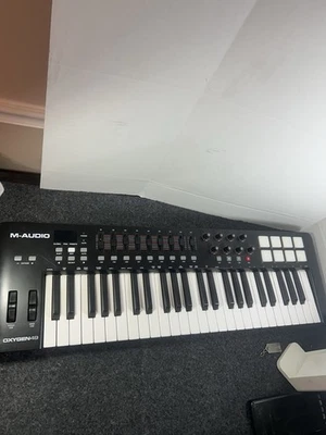 M-Audio Oxygen 49 MKIV USB MIDI Keyboard Controller – 49-Key – Good Condition P3 - Image 1 of 4