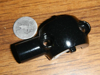 SOPORTE MONTAJE ESPEJO CILINDRO MAESTRO 1986-1988 SUZUKI 650 SAVAGE LS650 LS650P Foto 1 de 4