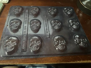 Juego de 6 moldes de piruleta y caramelo HALLOWEEN calaveras, diablo, ataúdes y esqueletos - Imagen 1 de 5